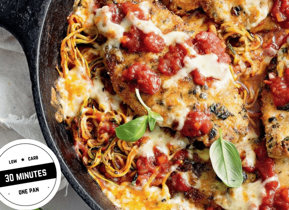 In need of some easy comfort food for dinner tonight? You will love this amazing one-pan recipe from Taste Magazine which takes only 30 minutes to cook. With only 9g of net carbs per serve, it's low-carb comfort heaven! FOLLOW us for more 30 Minute Recipes. PIN & CLICK through to get the recipe! Low-carb diet |ketogenic diet |keto diet |keto chicken skillet| low carb diet chicken|gluten free chicken recipe|Low carb dinner recipe|ketogenic recipe| #keto#lowcarbrecipes#ketorecipes#lowcarbdiet#chickenrecipe