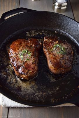 Pan-seared Filet Mignon with Herb Butter
